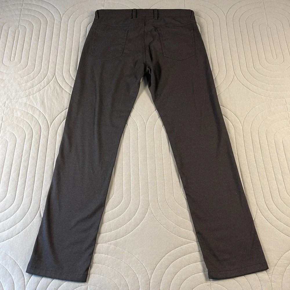 The Mens Store Bloomingdale's Pants 33x32 Tailored Fit Gray Stretch Dress Casual